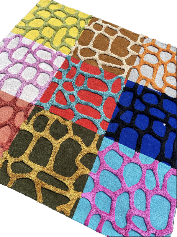 GIRAFFE CHECKERBOARD